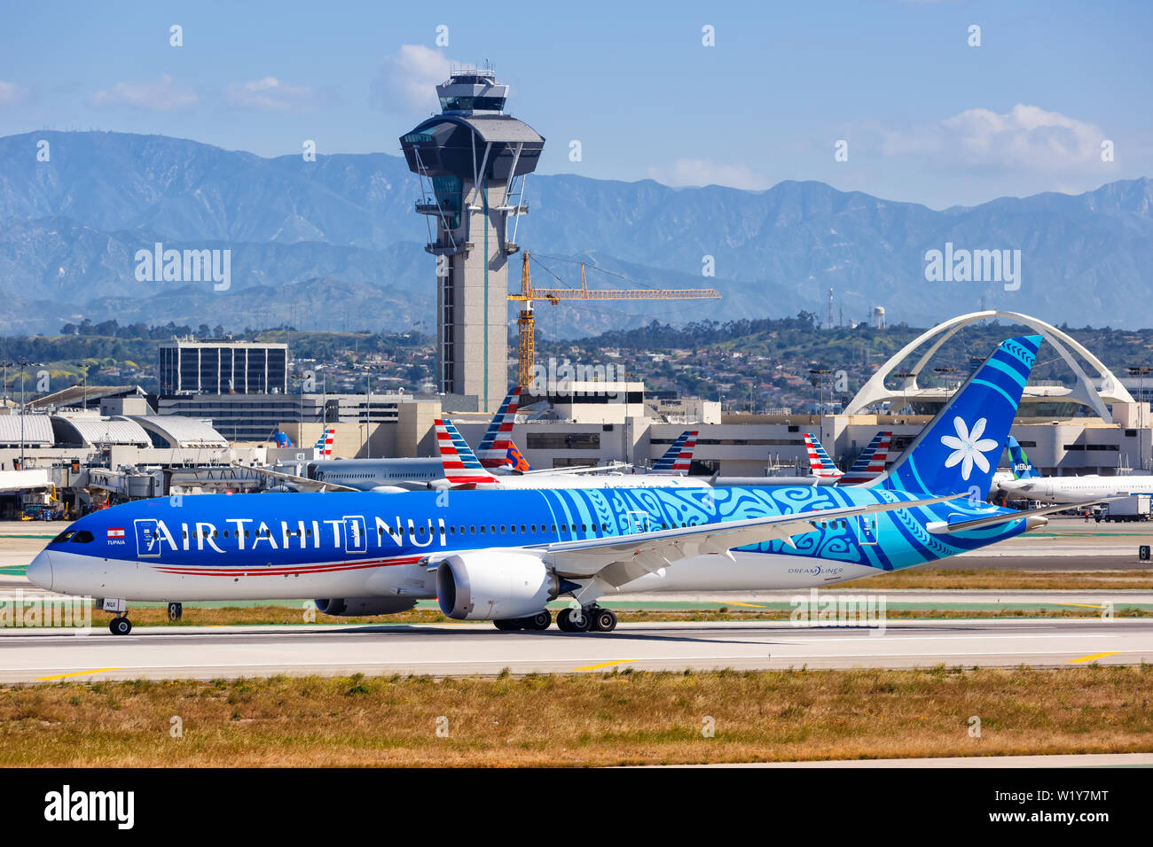 Los Angeles, Kalifornien - 12. April 2019: Air Tahiti Nui Boeing 787-9 Dreamliner Flugzeug am Flughafen Los Angeles (LAX) in den Vereinigten Staaten. Stockfoto