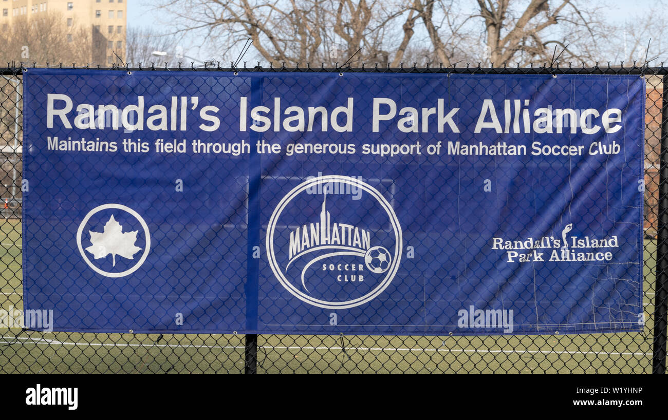 New York City, NY/USA - 3/19/2019: Randall's Island Park Allianz banner Stockfoto