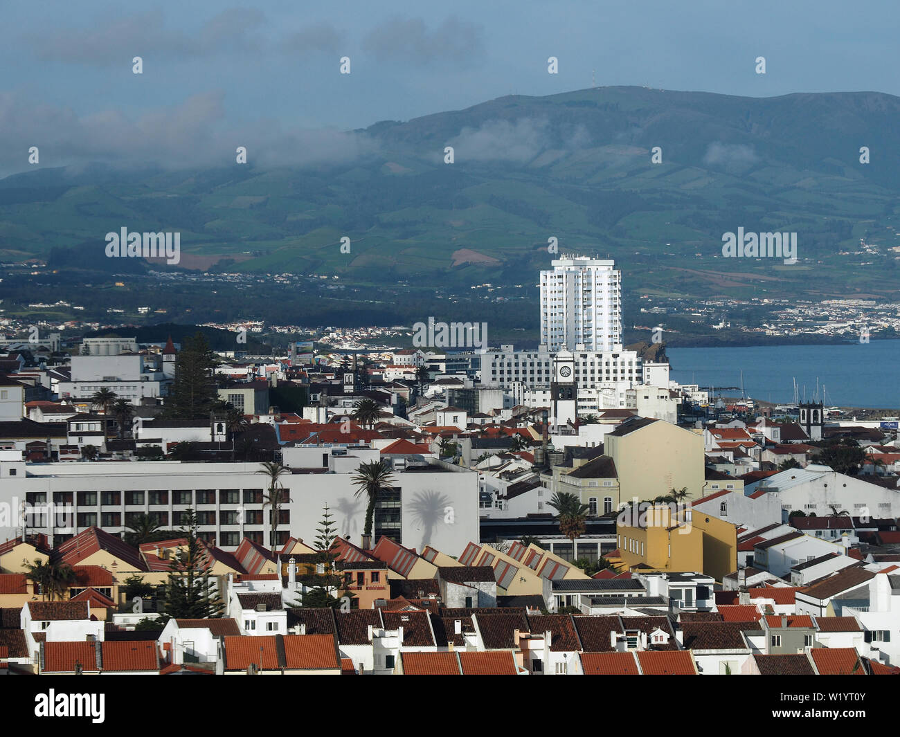 Anzeigen von Ponta Delgada, Sao Miguel, Azoren, Açores Stockfoto