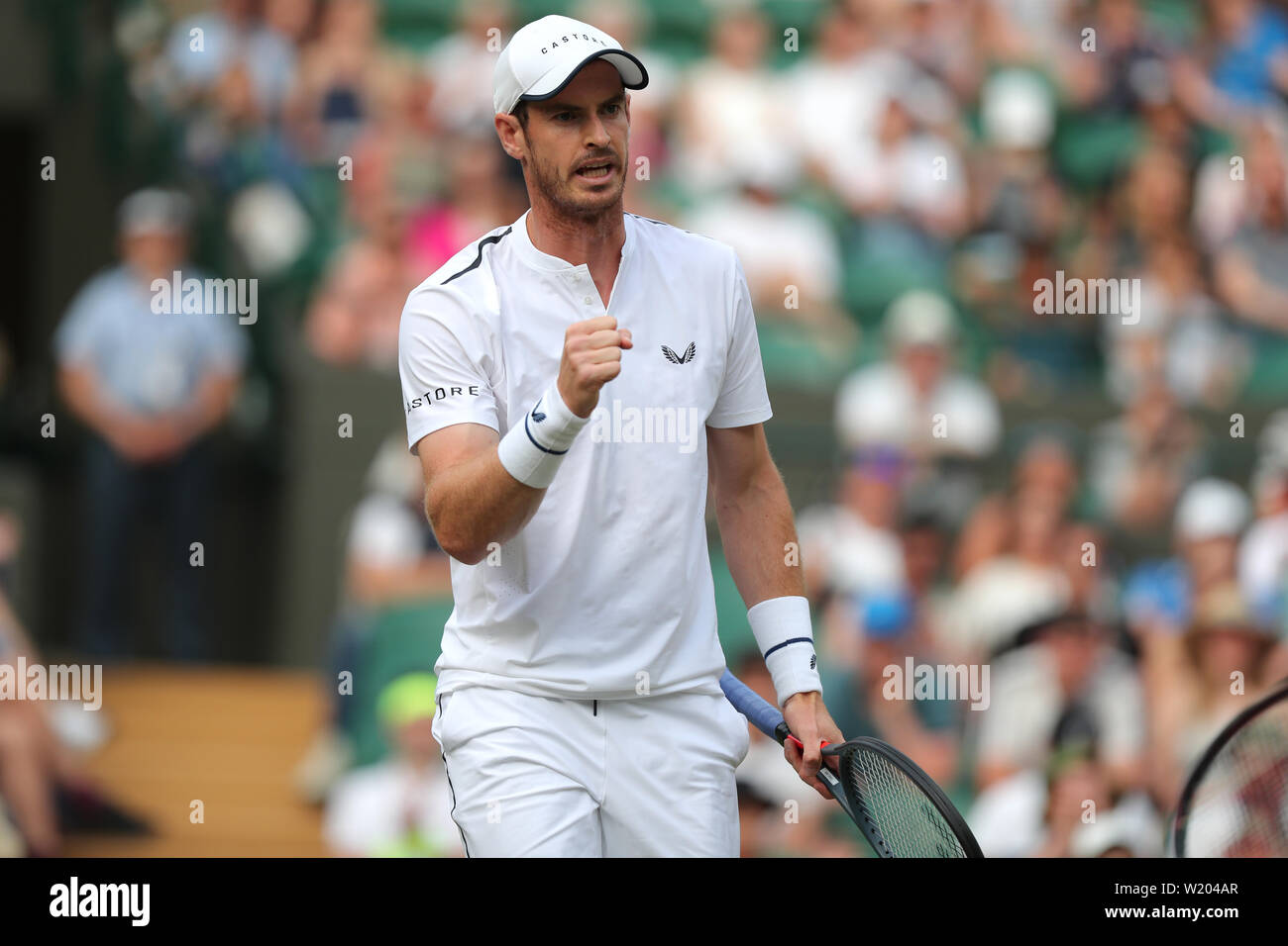Wimbledon, London, UK. 4. Juli 2019. Wimbledon Tennis Championships, London, UK. Andy Murray, Mens verdoppelt, 2019 Credit: Allstar Bildarchiv/Alamy leben Nachrichten Stockfoto