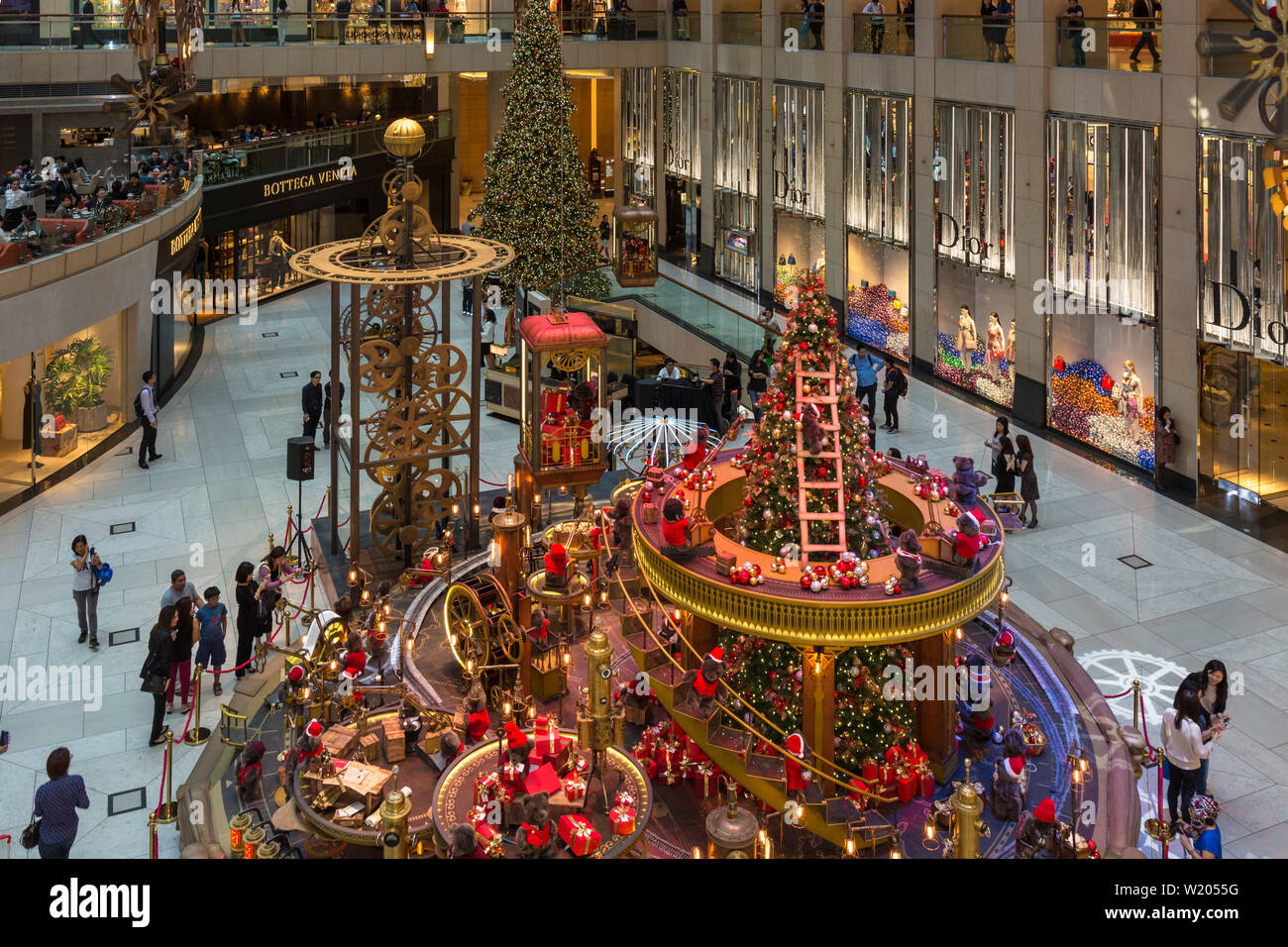 Weihnachtsdekoration innen Landmark Einkaufscenter, Central, Hong Kong, SAR, China Stockfoto