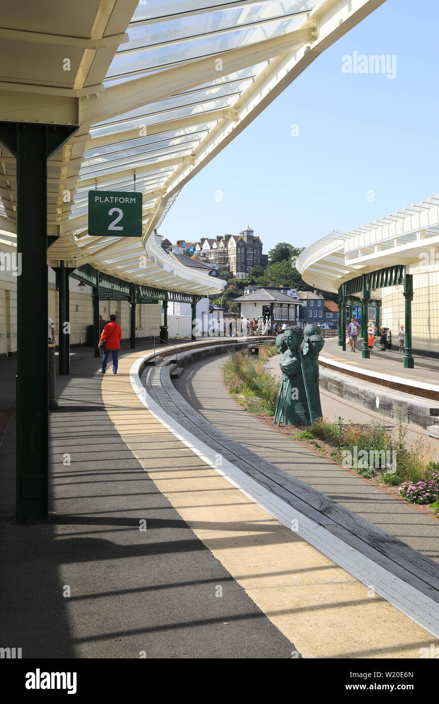 Hafen von Folkestone Bahnhof restauriert als Teil des Hafens Arm, in Kent, England, Großbritannien Stockfoto