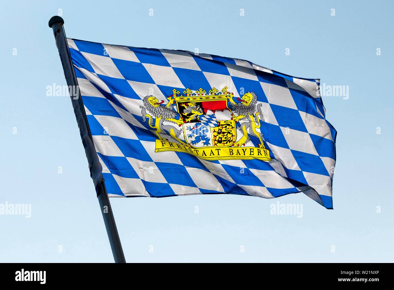 Fahnentuch Deutschland mit Rheinland-Pfalz Wappen klein - Betze-Fan-Shop  Schifferstadt