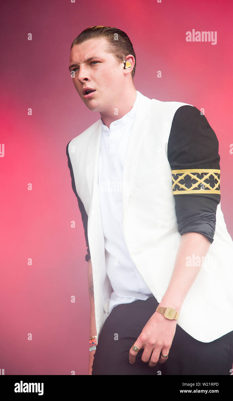 John Newman führt auf der anderen Bühne am Freitag von Glastonbury Festival. Stockfoto