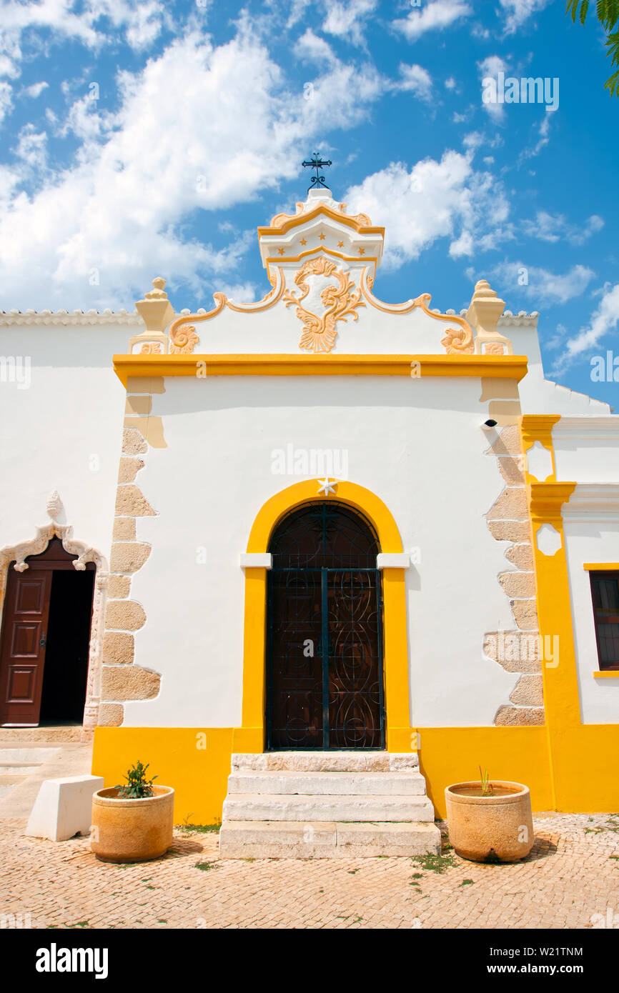 Kirche des Göttlichen Heilandes, Alvor, Portugal. Stockfoto