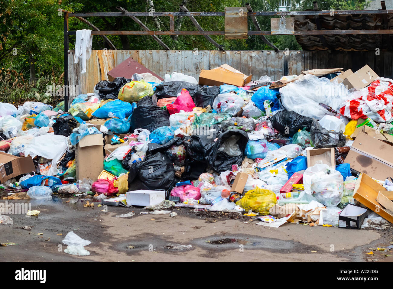 Garbage dump -Fotos und -Bildmaterial in hoher Auflösung – Alamy