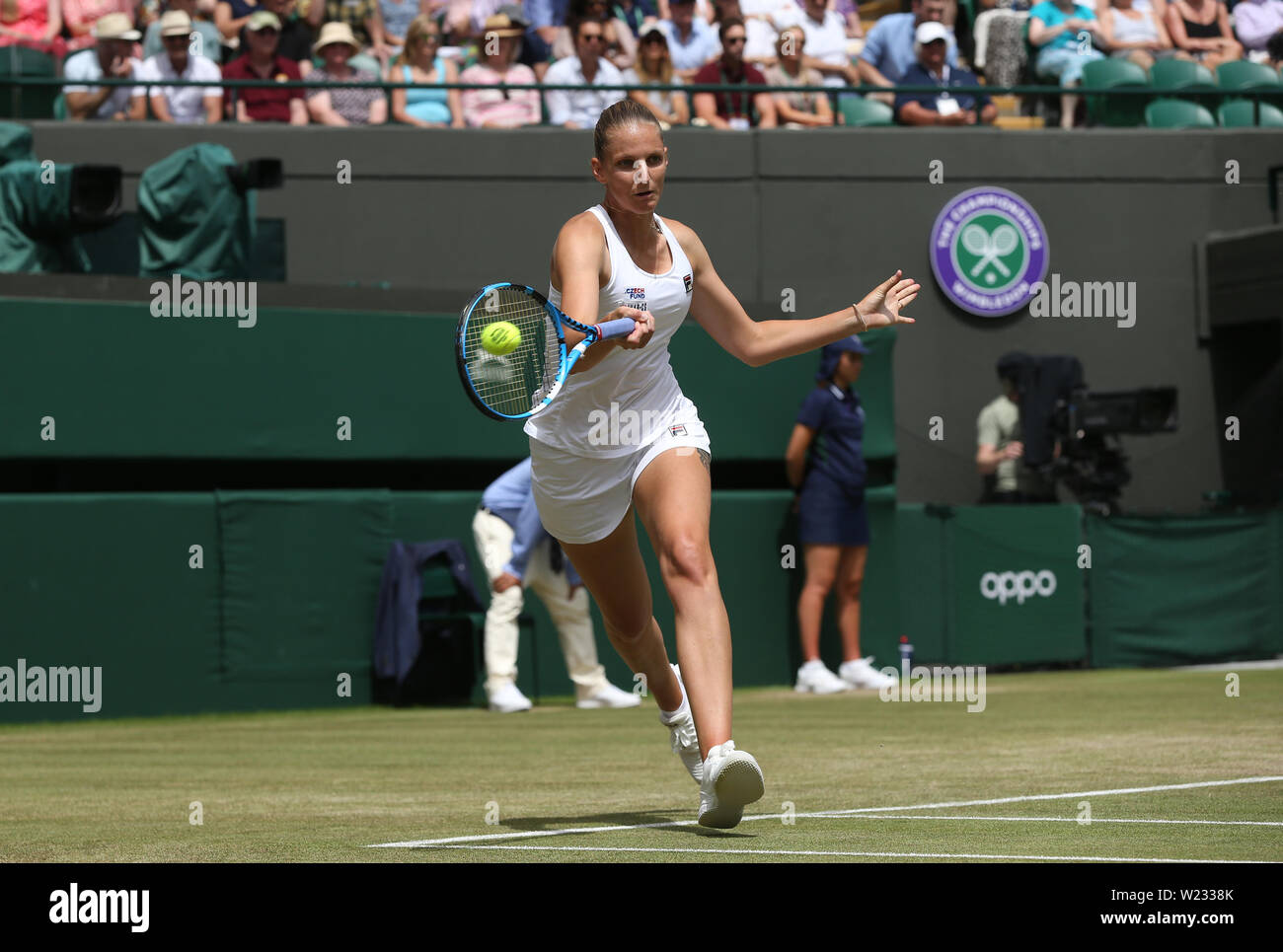 London, Großbritannien. 5. Juli, 2019. Karolina Pliskova (CZE) während ihres Gleichen gegen Su-Wei Hsieh (TPE) in ihren Ladies' Singles dritte Runde passen. Credit: Andrew Patron/ZUMA Draht/Alamy leben Nachrichten Stockfoto