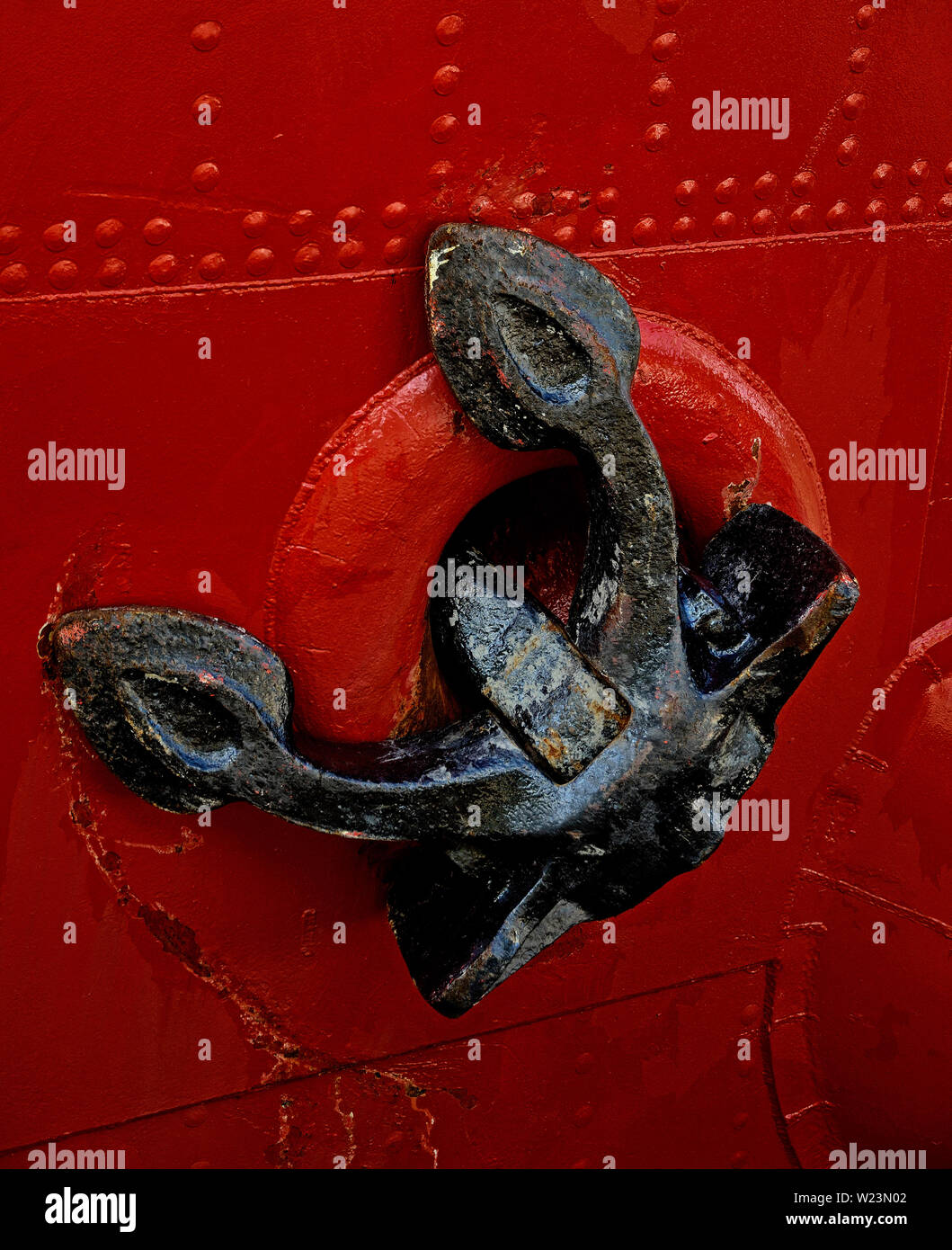 Papenburg, Deutschland - September 01, 2012: bogen und anker der historischen Feuerschiff Elbe 1 Der burgermeister o Wald abgeschlossen 1943 Stockfoto