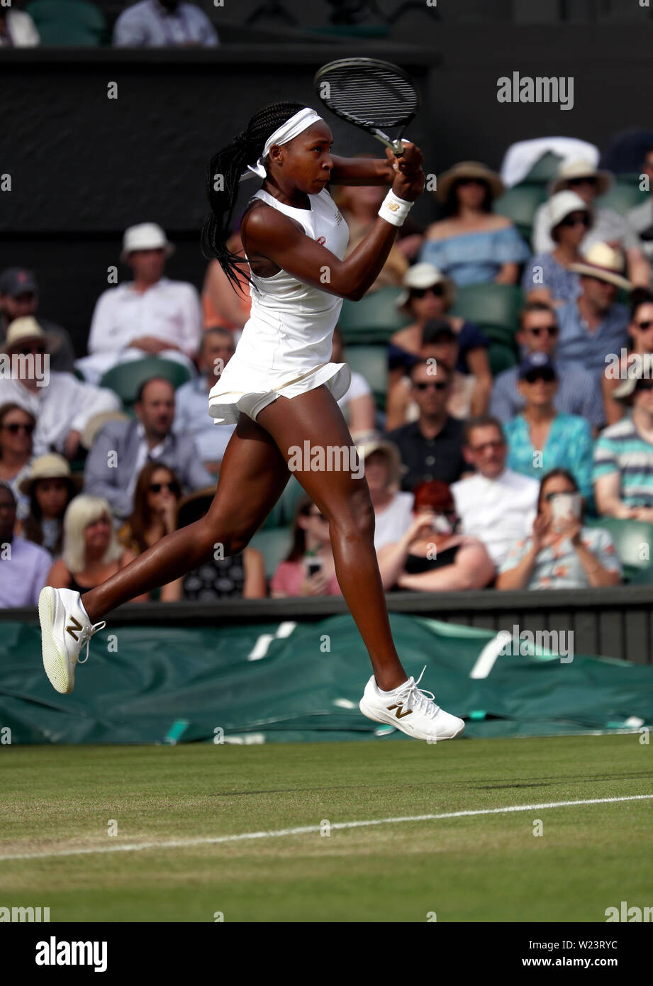 London, Großbritannien. 05. Juli, 2019. Wimbledon, 5. Juli 2019 - Cori Gauff während ihrer dritten Runde Spiel gegen Polono Herzog heute in Wimbledon. Quelle: Adam Stoltman/Alamy leben Nachrichten Stockfoto