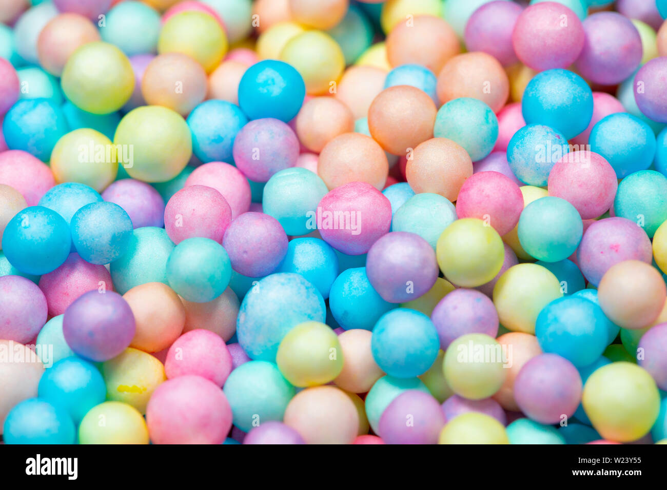 Bunte hellen Hintergrund, bunte Kugeln. Süße schönen Hintergrund candy Stockfoto