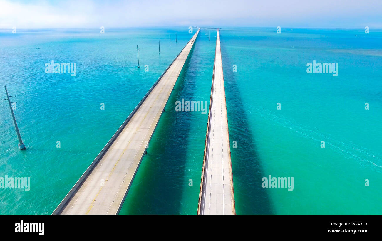 Seven Mile Bridge. Endlose Straße, Luftaufnahme, Florida Keys. USA. Stockfoto