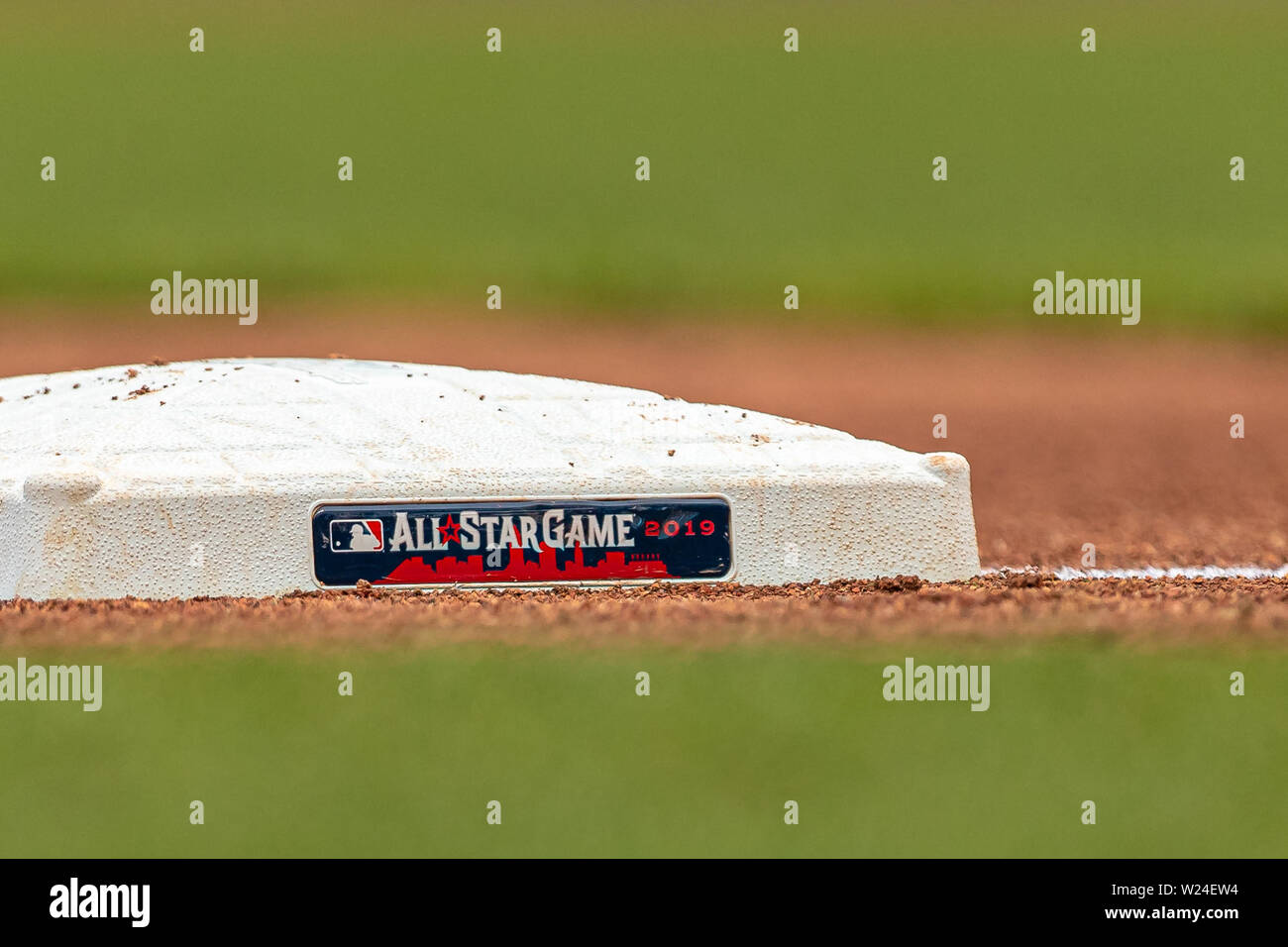Cleveland, OH, USA. 16. Mai, 2019. Eine detaillierte Ansicht der MLB All Star Game 2019 Logo auf der dritten Base während eines Spiels zwischen den Baltimore Orioles und die Cleveland Indians am 16 Mai, 2019 am progressiven Feld in Cleveland, OH gesehen wird. Adam Lacy/CSM/Alamy leben Nachrichten Stockfoto