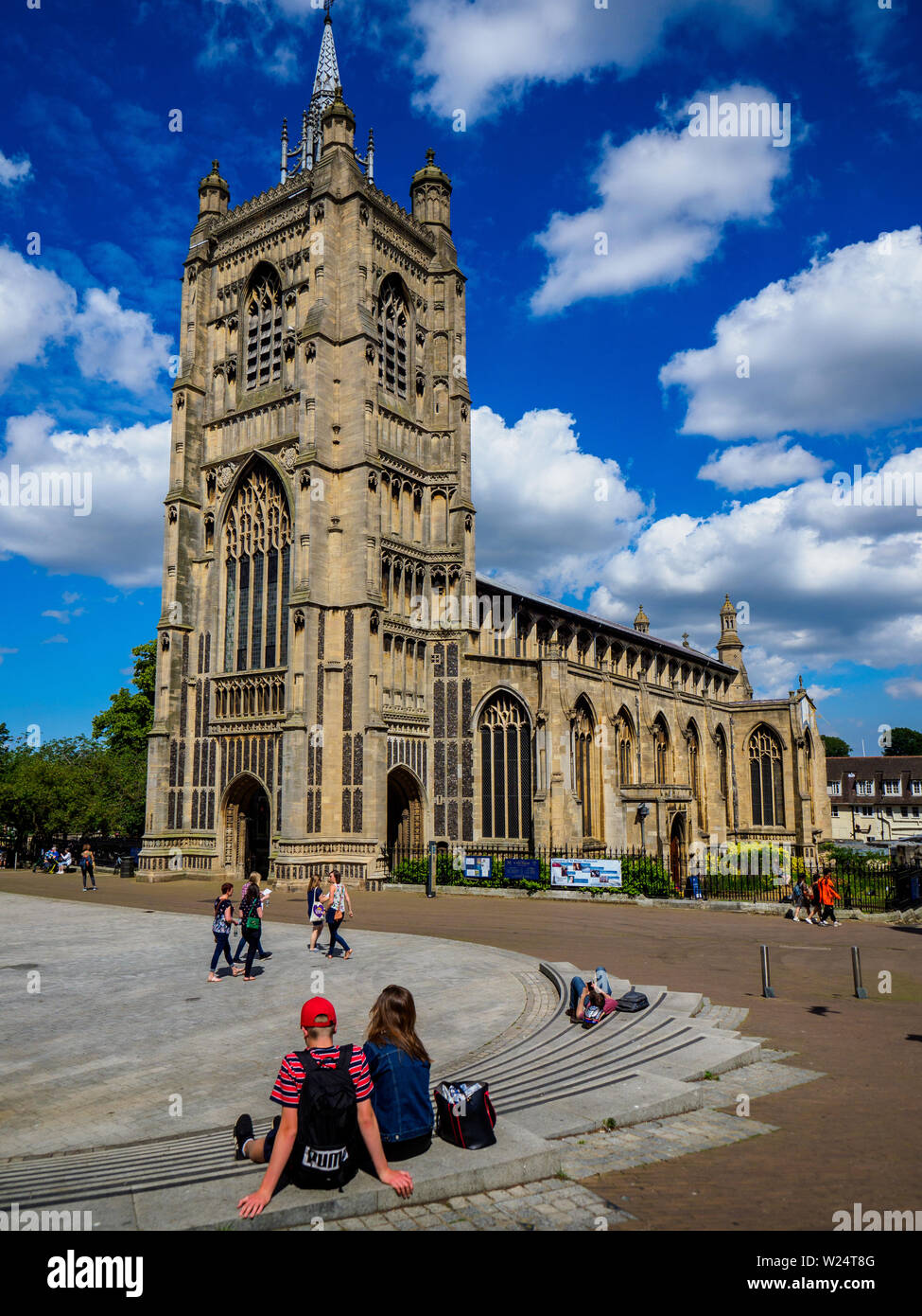 St Peter Mancroft Kirche im Zentrum von Norwich, UK. Zwischen 1430 und 1455 Es liegt in der Nähe des Marktplatzes errichtet. Stockfoto