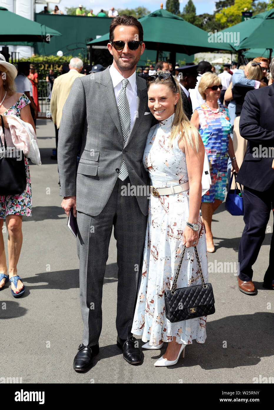 Sir Ben und Lady Ainslie am Tag sechs der Wimbledon Championships in der All England Lawn Tennis und Croquet Club, Wimbledon. Stockfoto