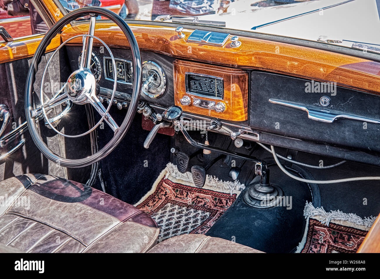 Interieur eines Mercedes-Benz 170 S CAB A 1950 Stockfoto