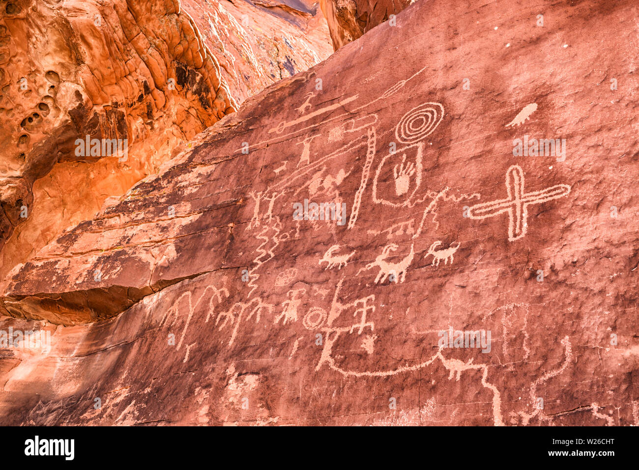 Petroglyphen im Valley of Fire State Park, Nevada, USA. Stockfoto