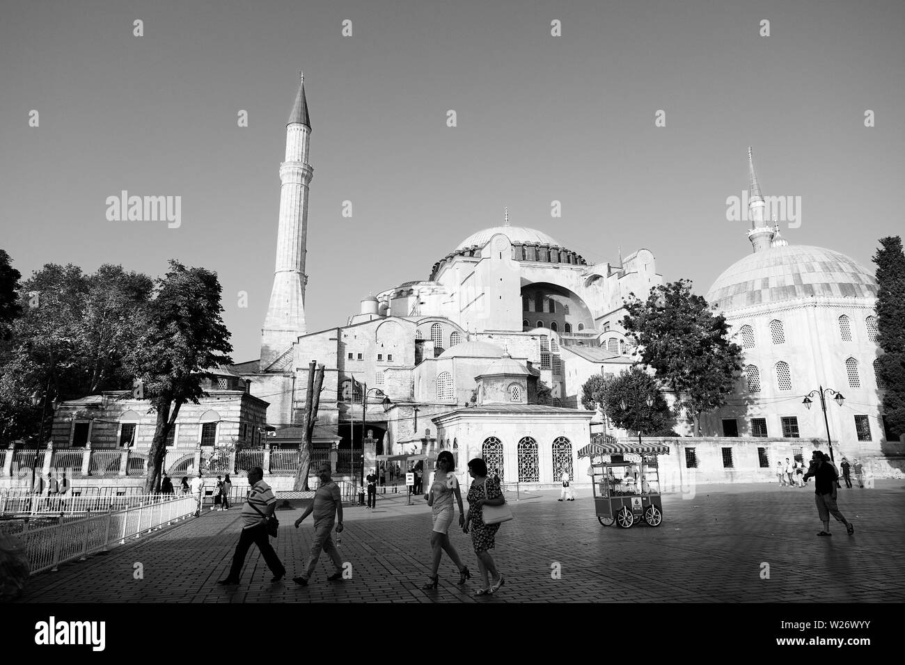 Istanbul, Türkei - 17. September 2017: externe Sicht auf die Hagia Sophia, ein Monument, das zunächst als eine Kirche, dann eine Moschee und heute ein Museum besucht von Mil geboren Stockfoto