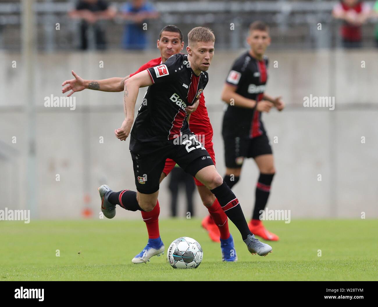 Wuppertal, Deutschland. 06. Juli 2019. firo: 06.07.2019, Fußball, 1.Bundesliga, Saison 2019/2020, Testspiel, WSV, Wuppertal SV Bayer 04 Leverkusen withchel Weiser, Leverkusen, Duelle | Verwendung der weltweiten Kredit: dpa/Alamy leben Nachrichten Stockfoto