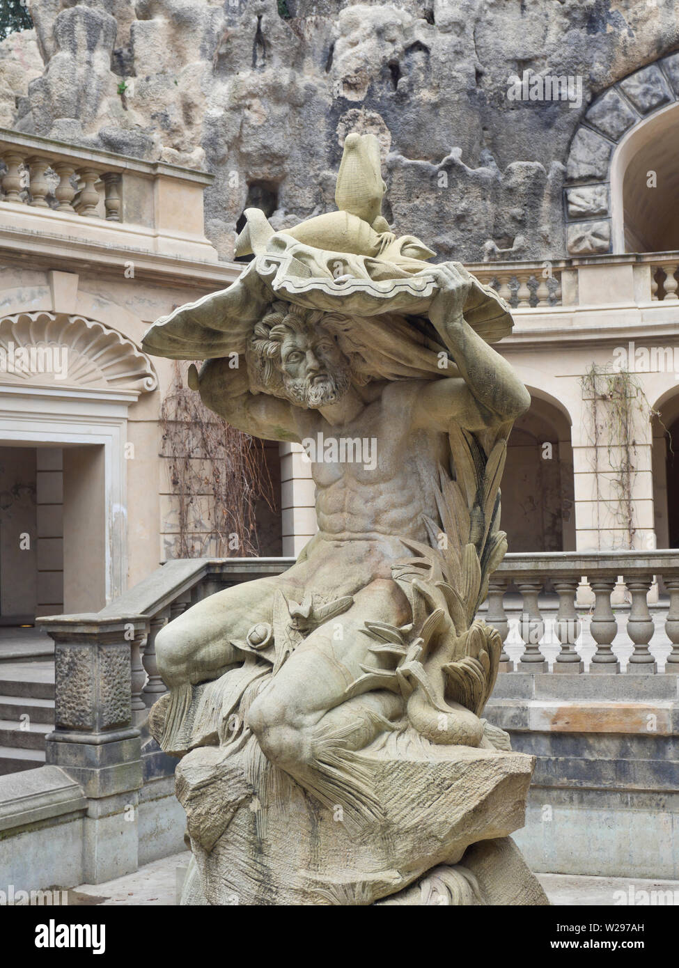 Grotta, Jugendstil Brunnen im Bau, die sady Havlíčkovy Havlicek Gärten in Prag in der Tschechischen Republik Skulptur detail Stockfoto