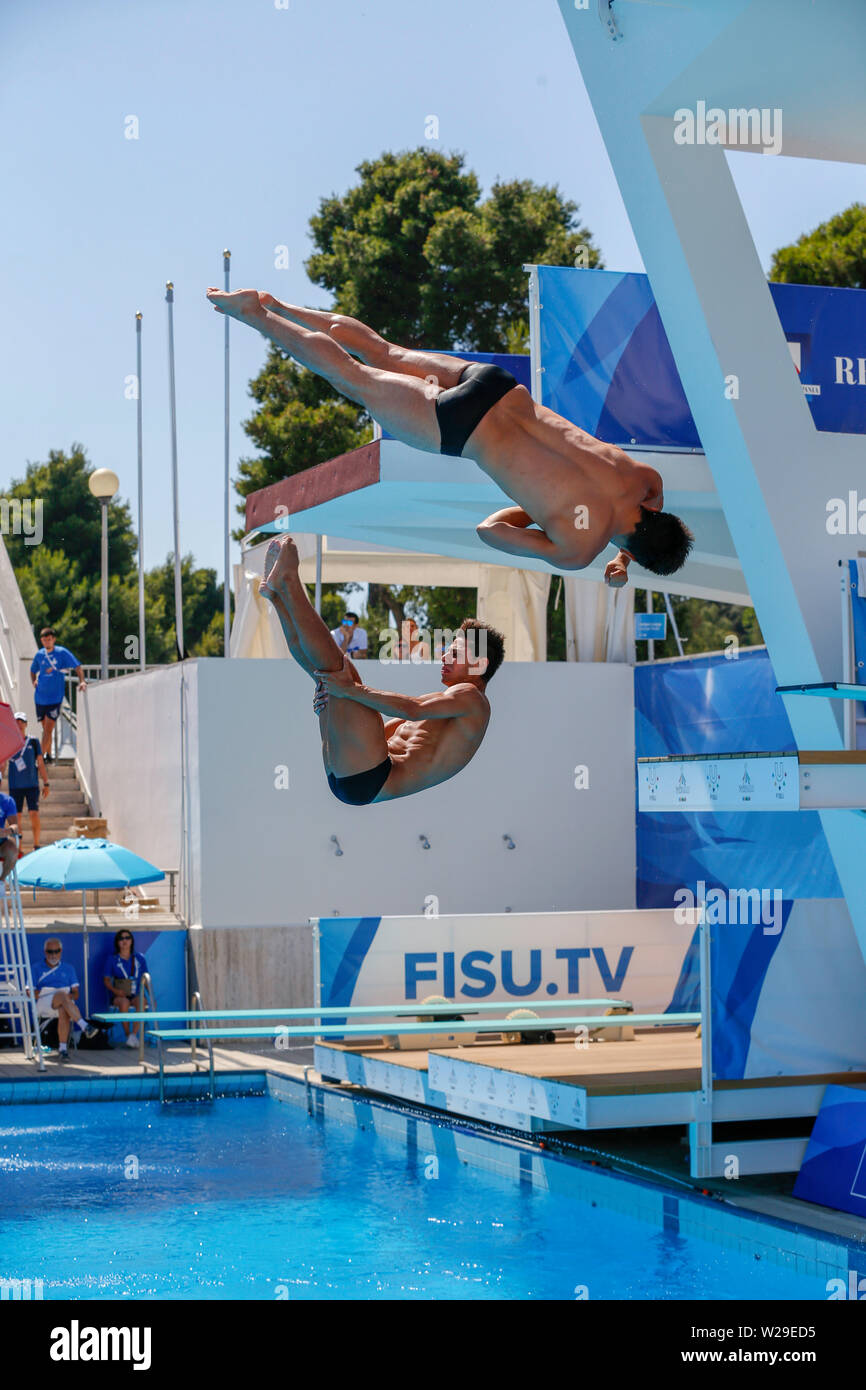 Neapel, Italien. 06 Juli, 2019. Neapel, an den überseeischen Ausstellung Pool, das Tauchen Wettbewerbe Synchronisierung aus der Herren 3-Meter Sprungbrett der Universiade 2019 Napoli. Quelle: Fabio Sasso/Pacific Press/Alamy leben Nachrichten Stockfoto