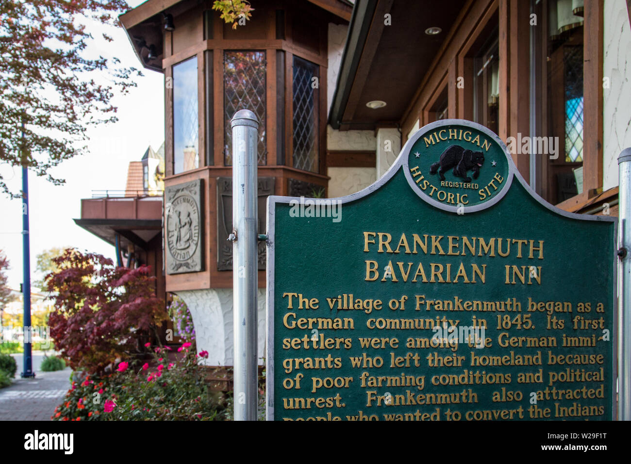 Frankenmuth, Michigan, USA - Oktober 9, 2018: Historische Markierung am bayerischen Inn von Frankenmuth. Stockfoto