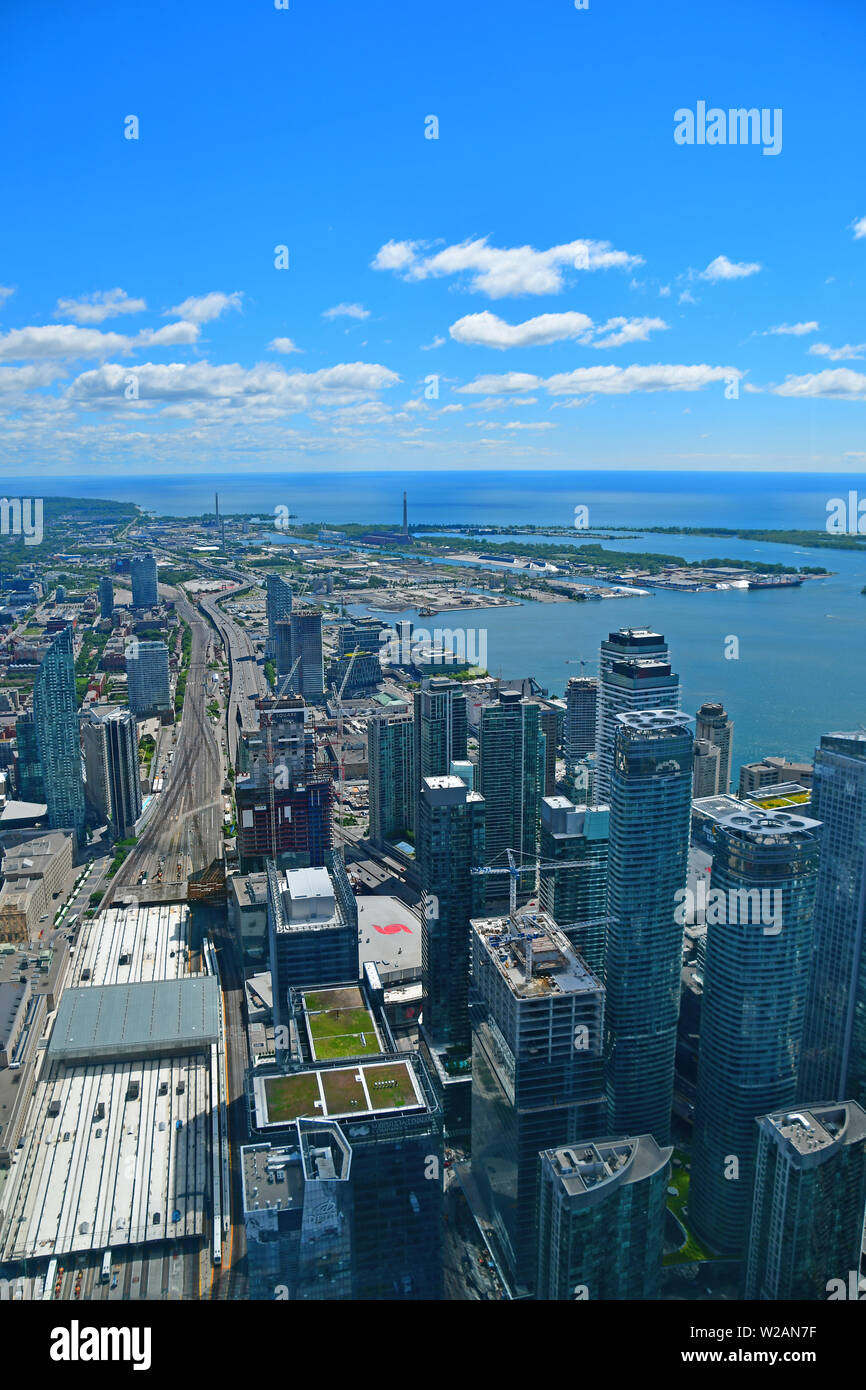 Die Skyline von Toronto vom CN Tower gesehen Stockfoto