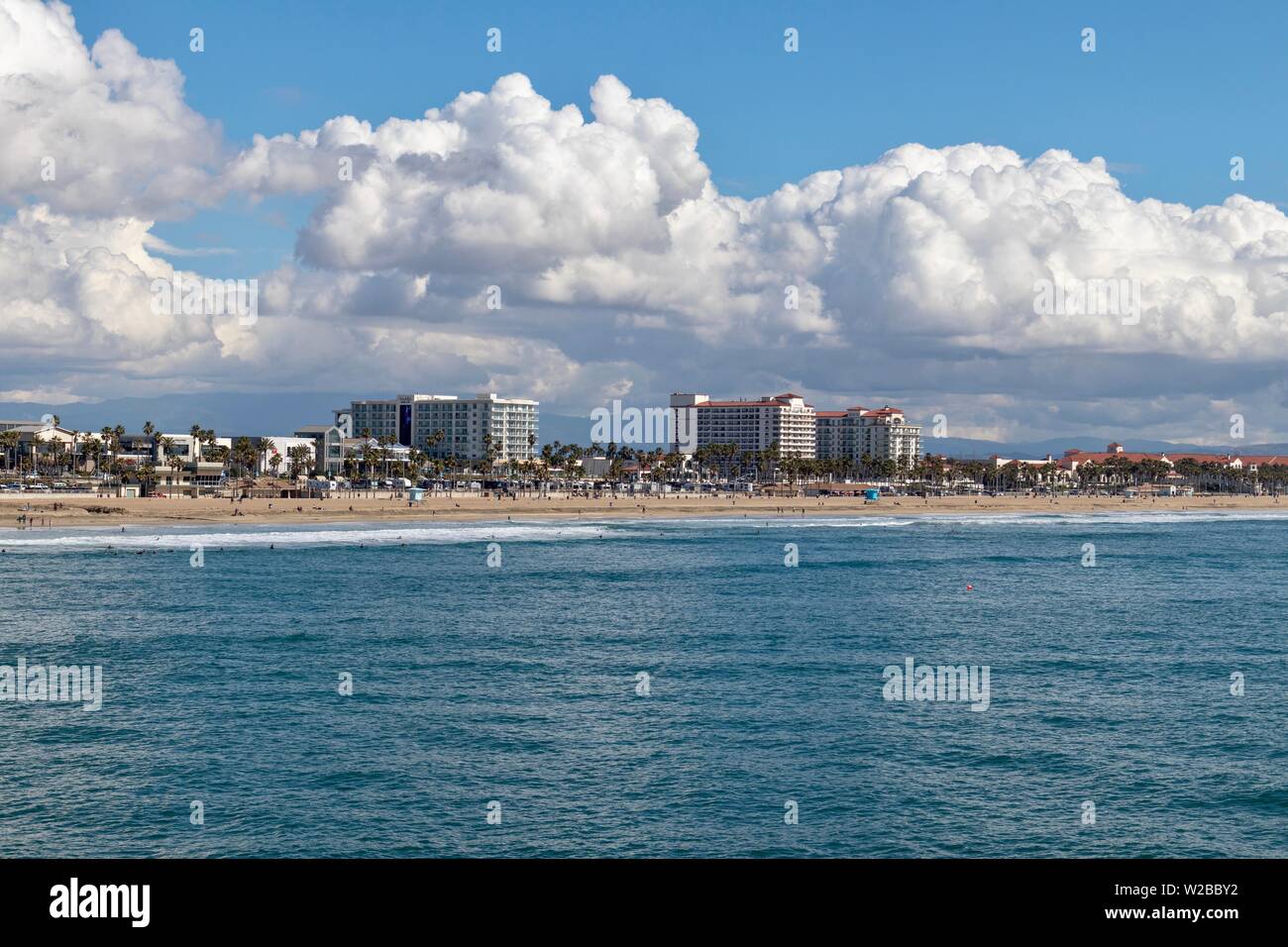 Huntington Beach Kalifornien Küste Übersicht hotels und der Strand Stockfoto
