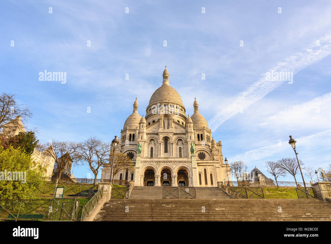 Paris Frankreich Zeitraffer 4K, die Skyline der Stadt Zeitraffer bei Sacre Coeur (Basilika vom heiligen Herzen) Stockfoto