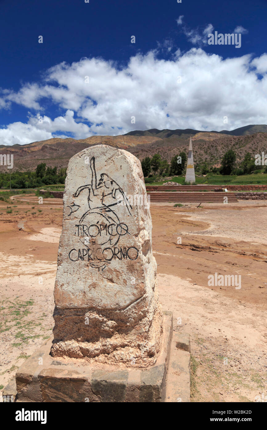 Argentinien, Salta, Quebrada de Humahuaca (UNESCO-Welterbe), Huacalera, Wendekreis des Steinbocks Marker Stockfoto