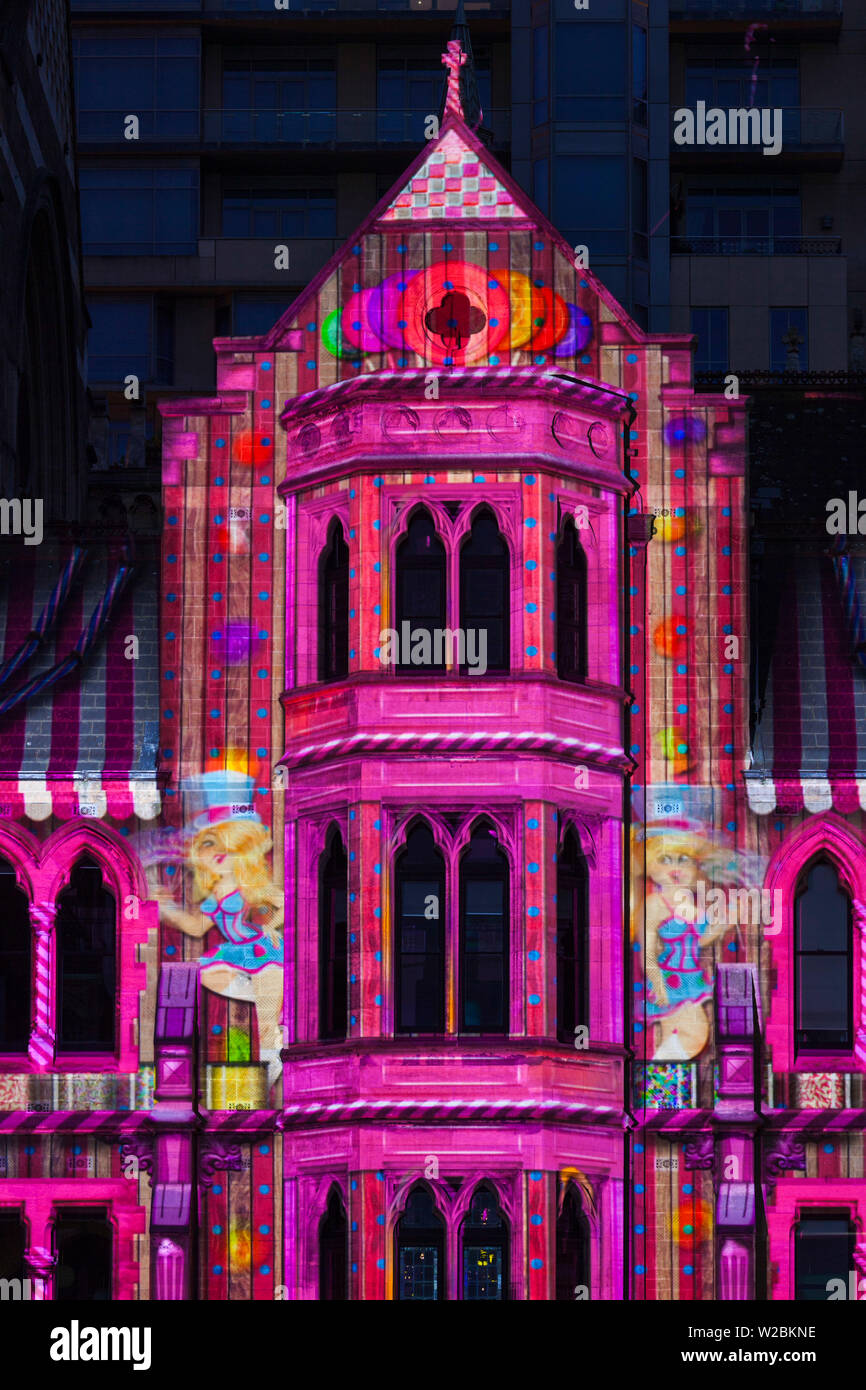 Australien, Victoria, VIC, Melbourne, White Nights Festival, Gebäude beleuchtet mit projizierten Laser Designs, St. Pauls Cathedral Stockfoto