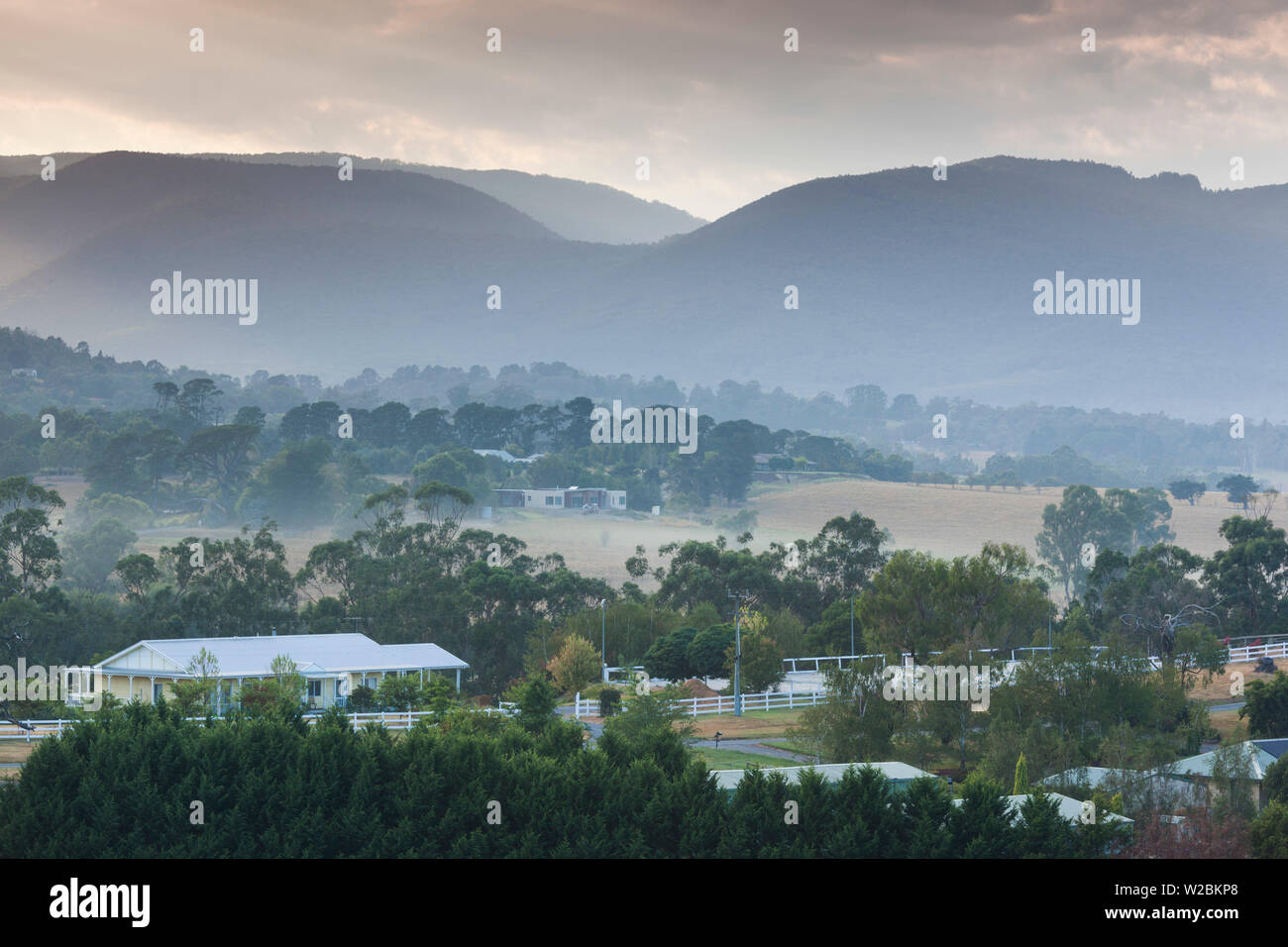 Australien, Victoria, VIC, Yarra Valley, Healesville, Landschaft, Dämmerung Stockfoto