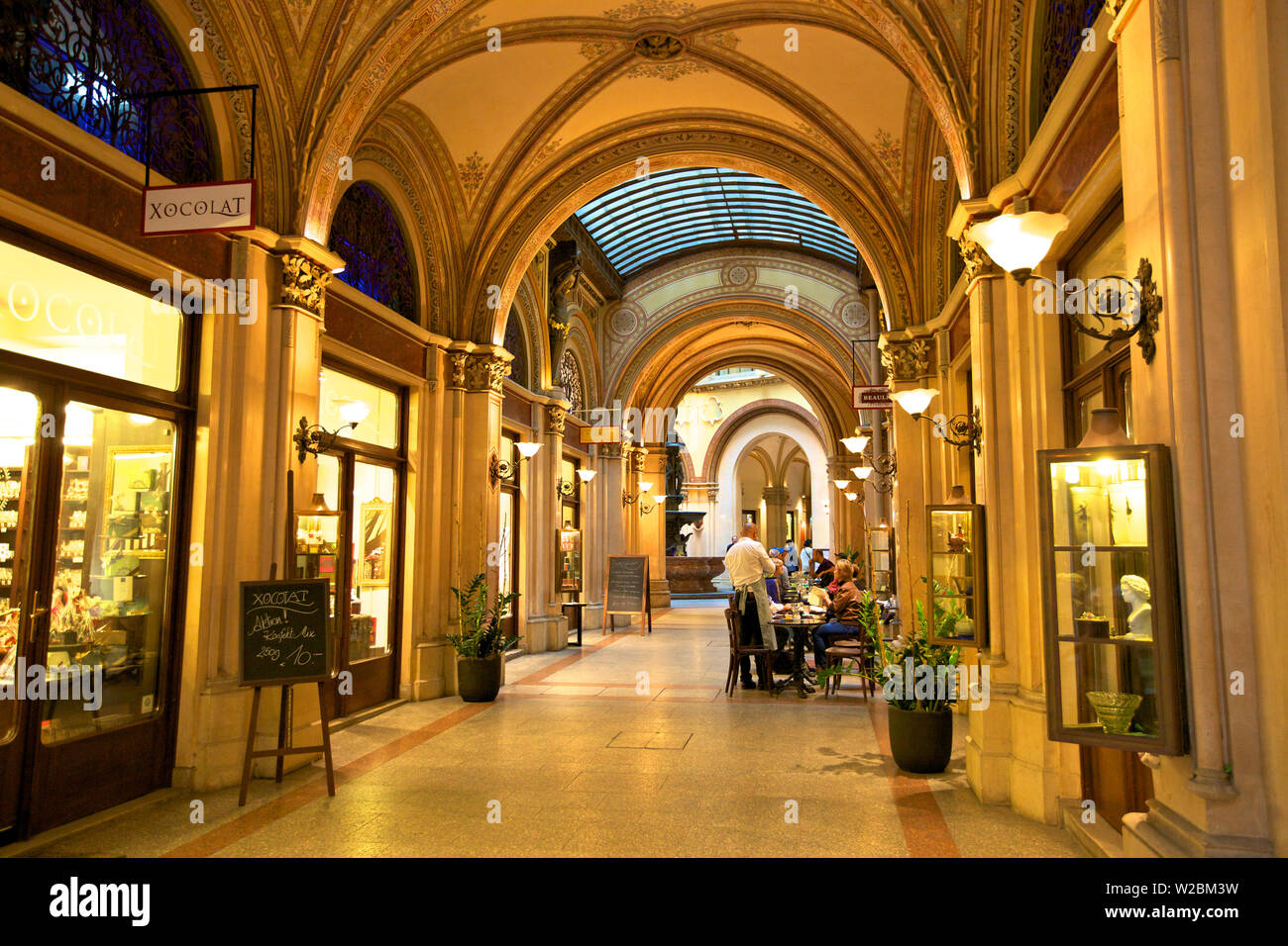 Cafe in Freyung Passage, Wien, Österreich, Mitteleuropa Stockfoto