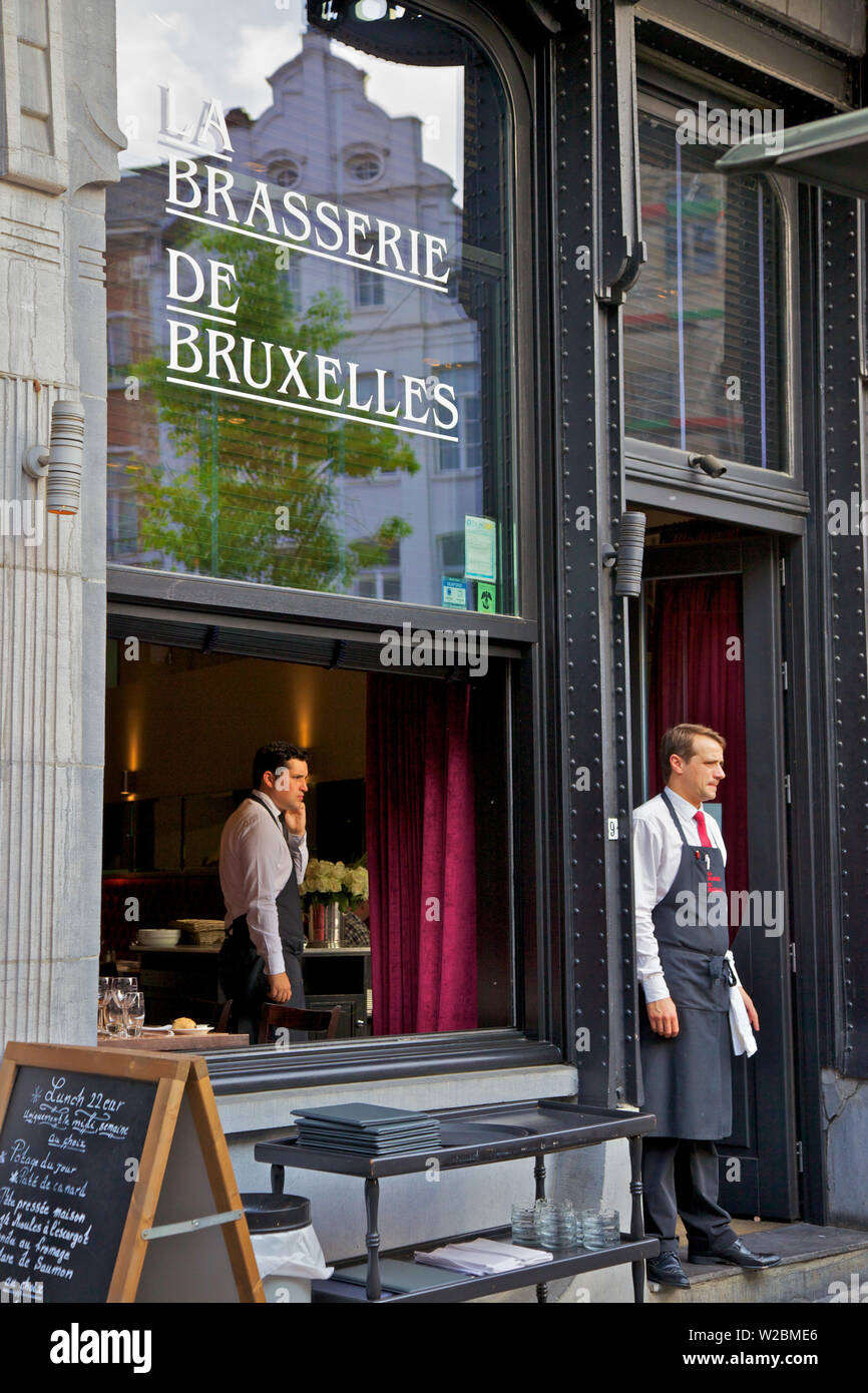 Restaurant im Grand Place, Brüssel, Belgien Stockfoto