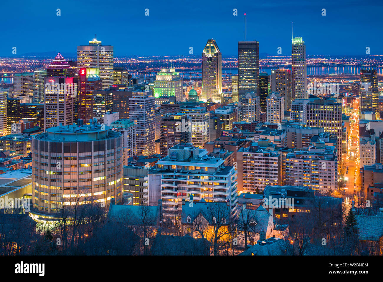 Kanada, Quebec, Montreal, Oratorium des Hl. Josef, erhöhte Stadt Blick von Mount Royal Park Stockfoto