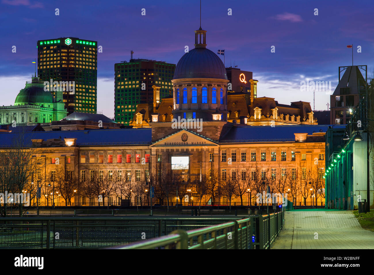 Kanada, Quebec, Montreal, alter Hafen, Marche Bonsecours, Markt Gebäude Stockfoto