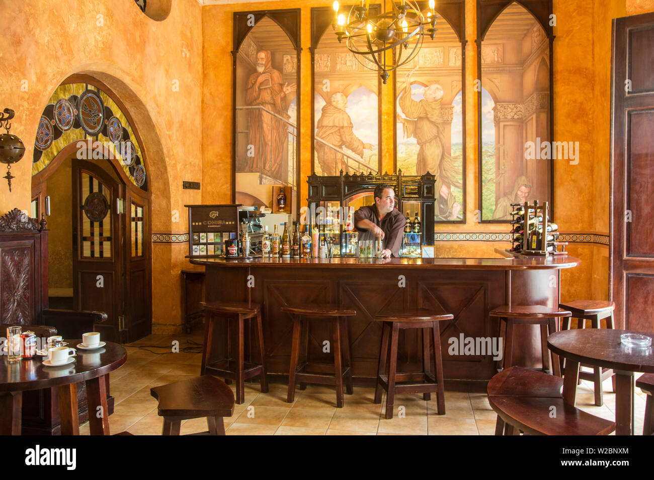 Bar in Habana Vieja, Havanna, Kuba Stockfoto