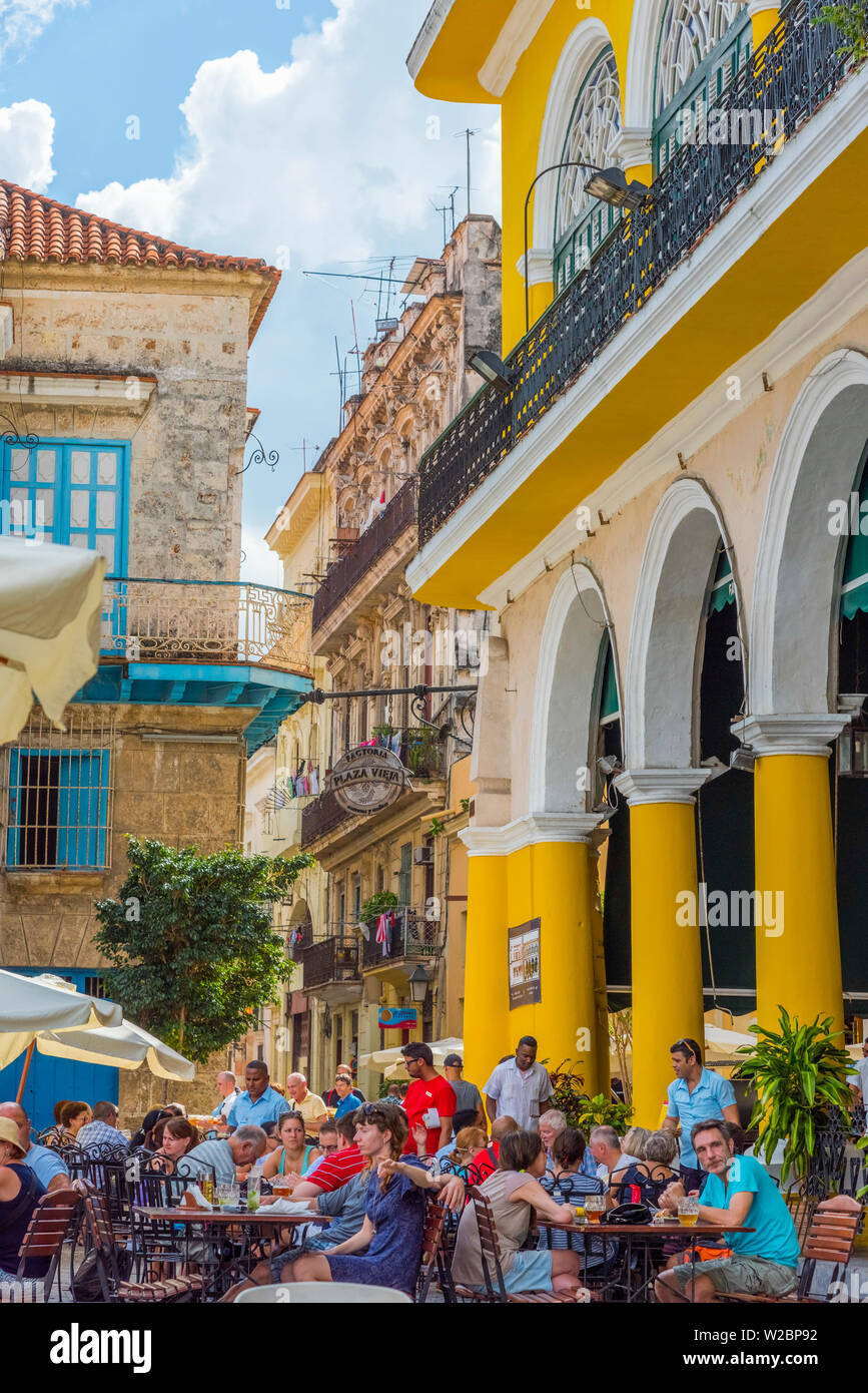 Kuba, Havanna, La Habana Vieja, die Plaza Vieja. Stockfoto