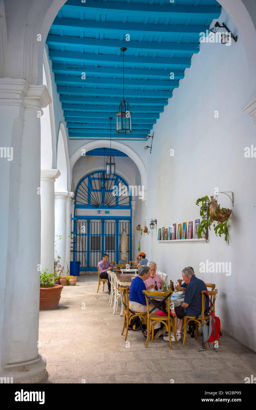 Kuba, Havanna, La Habana Vieja, die Plaza Vieja. Stockfoto