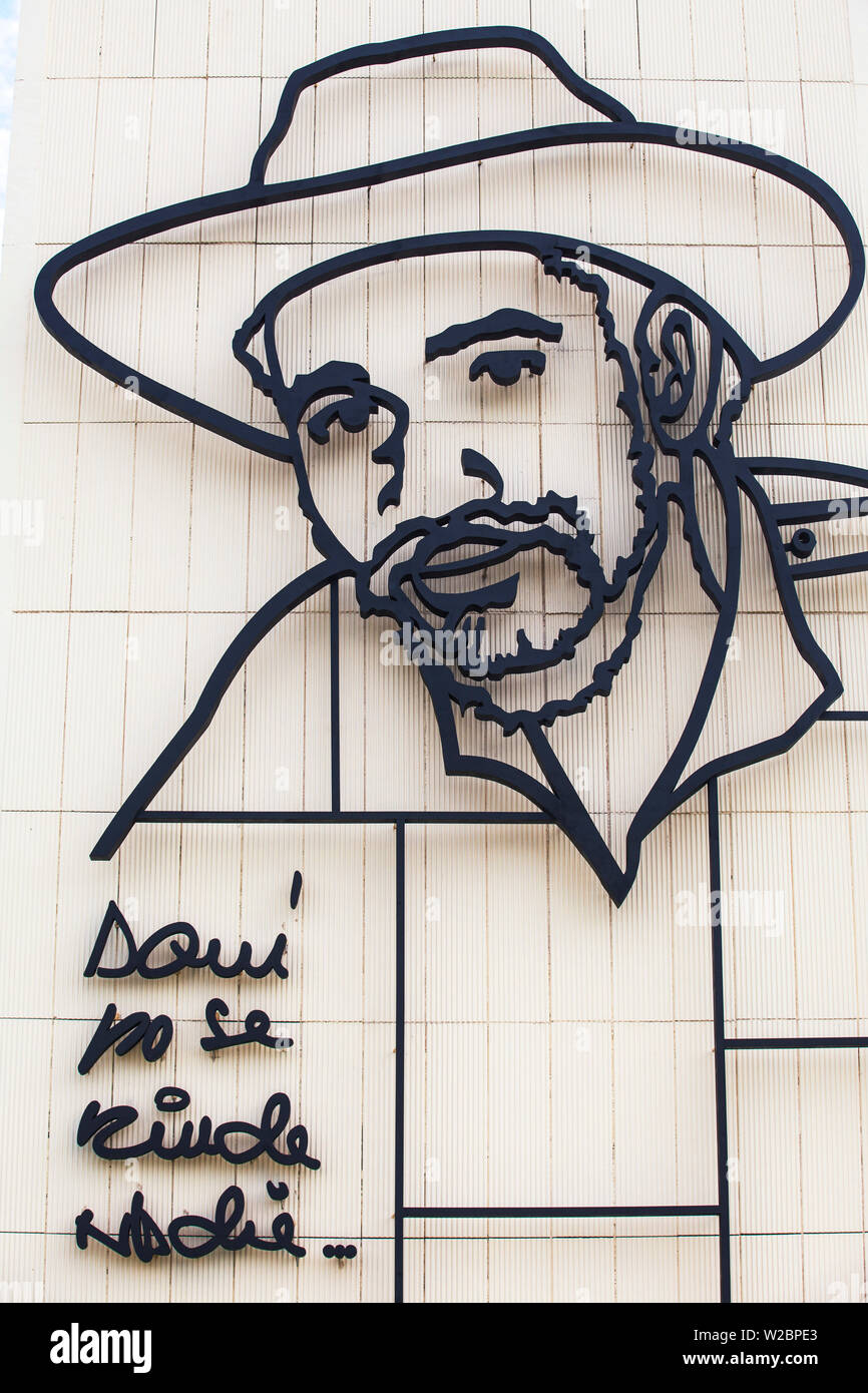 Kuba, Santiago de Cuba, Santiago de Cuba, Fidel Castro an Gebäudewand Stockfoto