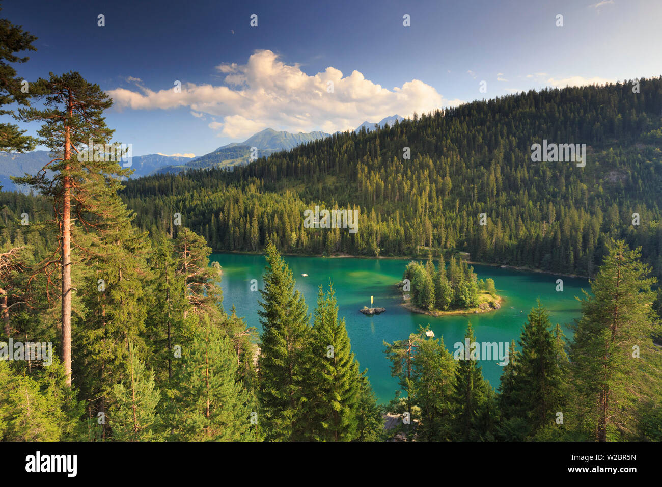 Schweiz, Graubünden, Flims Caumasee (caumasee) Stockfoto