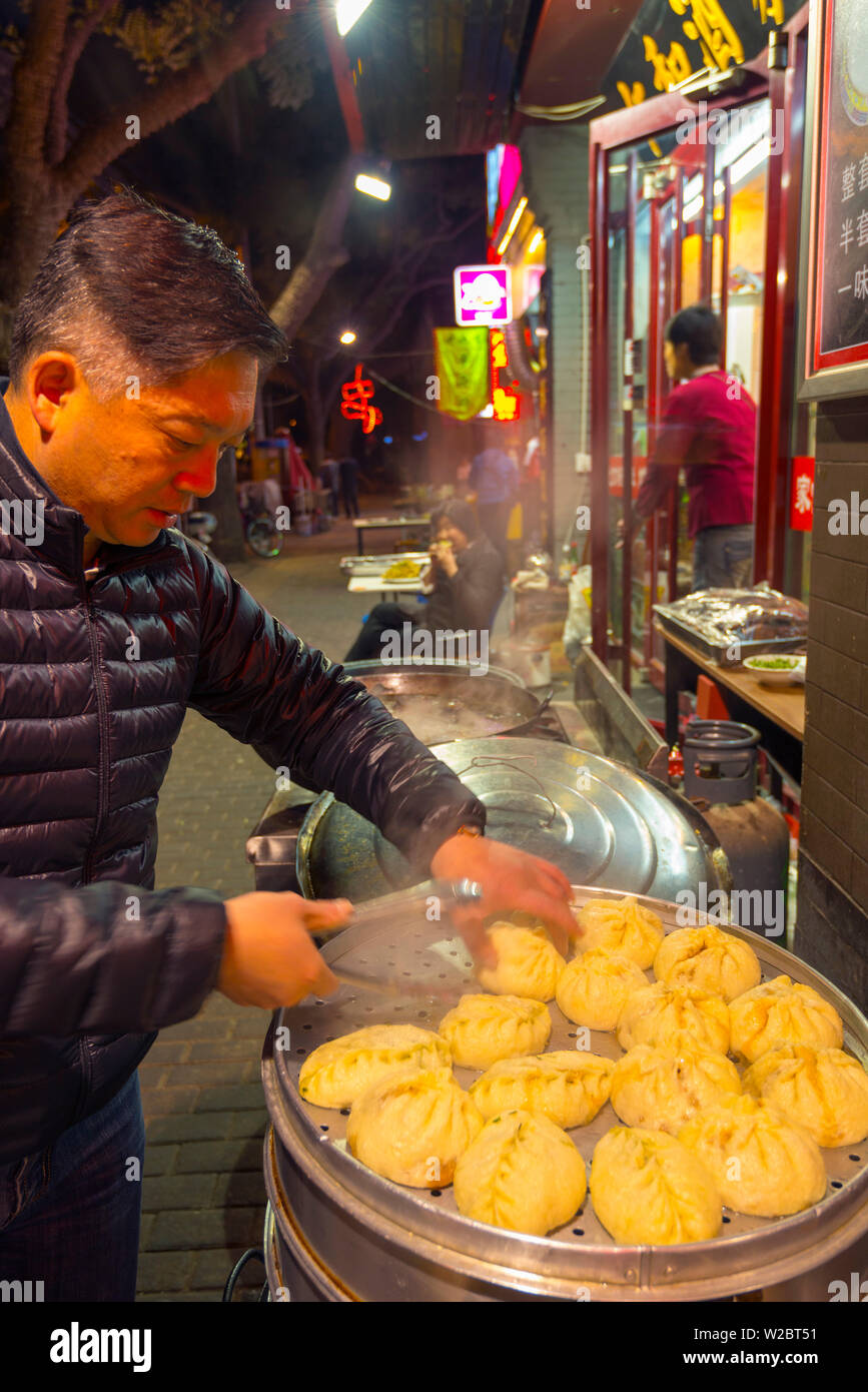 China, Peking, Donghuamen Straße, Restaurants Stockfoto