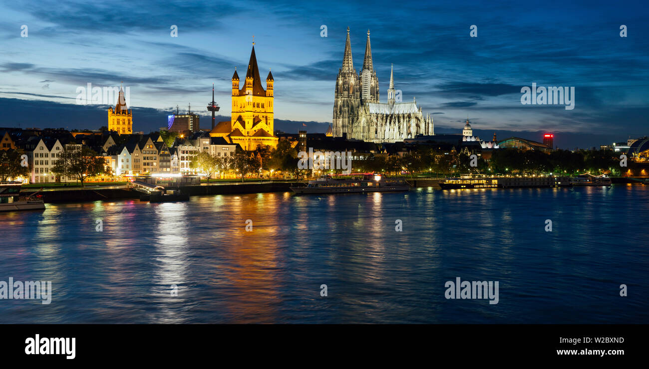 Rhein, und der Kathedrale (Dom), Köln (Köln), Nordrhein-Westfalen, Deutschland Stockfoto