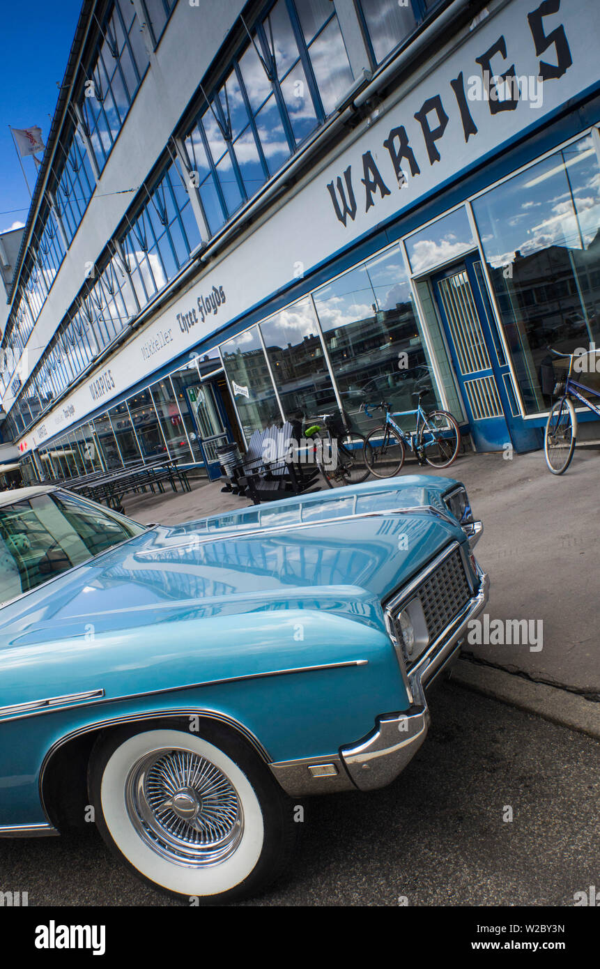 Dänemark, Zealand, Kopenhagen, Vesterbro, Kodbyen ehemaligen Fleisch Verpackung Bezirk, 1970er Jahre USA gebauten Buick Electra 225 Auto Stockfoto