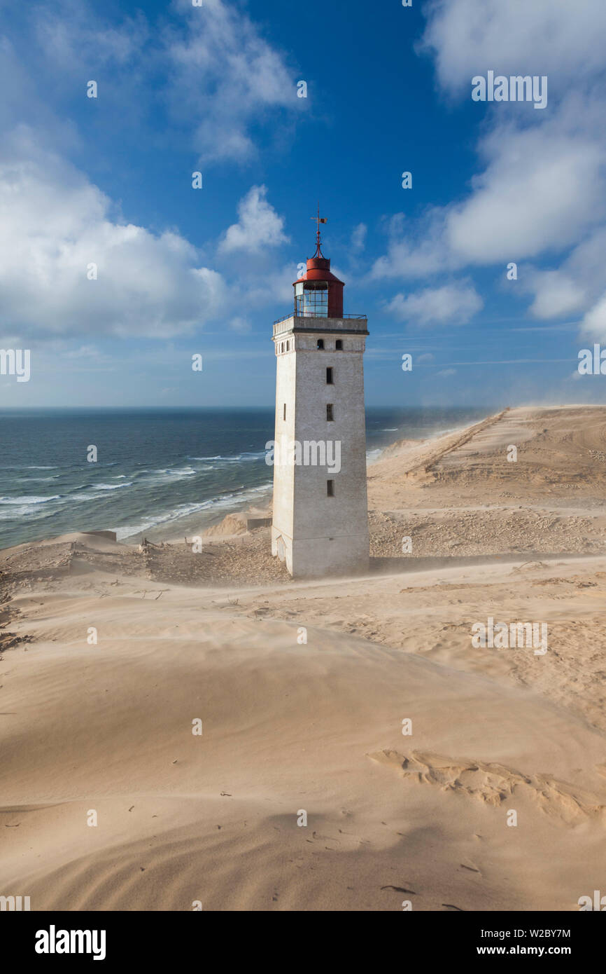 Dänemark, Jütland, Lonstrup, Rudbjerg Knude Fyr Leuchtturm, langsam zu Skagerrak erodiert Stockfoto