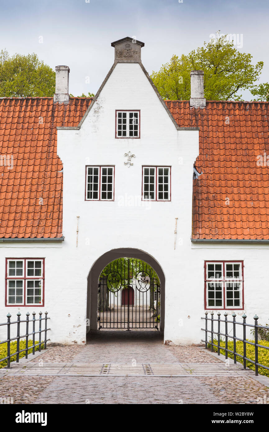 Dänemark, Nordjütland, Steckplatz Mogeltonder, Schackenborg Schloss Torhaus Stockfoto