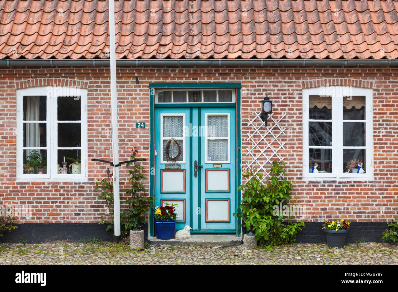 Dänemark, Jütland, Mogeltonder, Häuser entlang der Slotsgade Street Stockfoto