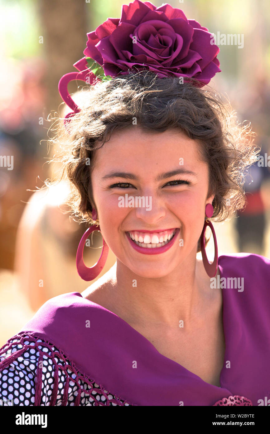 Traditionell gekleidete Spanisch Weibliche, Jerez de la Frontera, Provinz Cadiz, Andalusien, Spanien (MR) Stockfoto