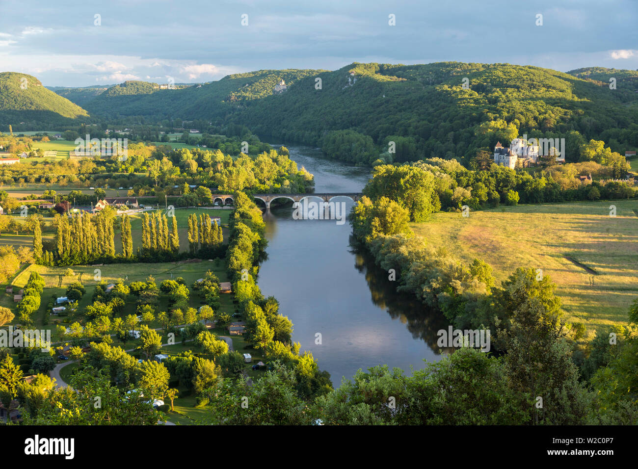 Blick über die Dordogne, Beynac-et-Cazenac, Beynac, Dordogne, Frankreich Stockfoto