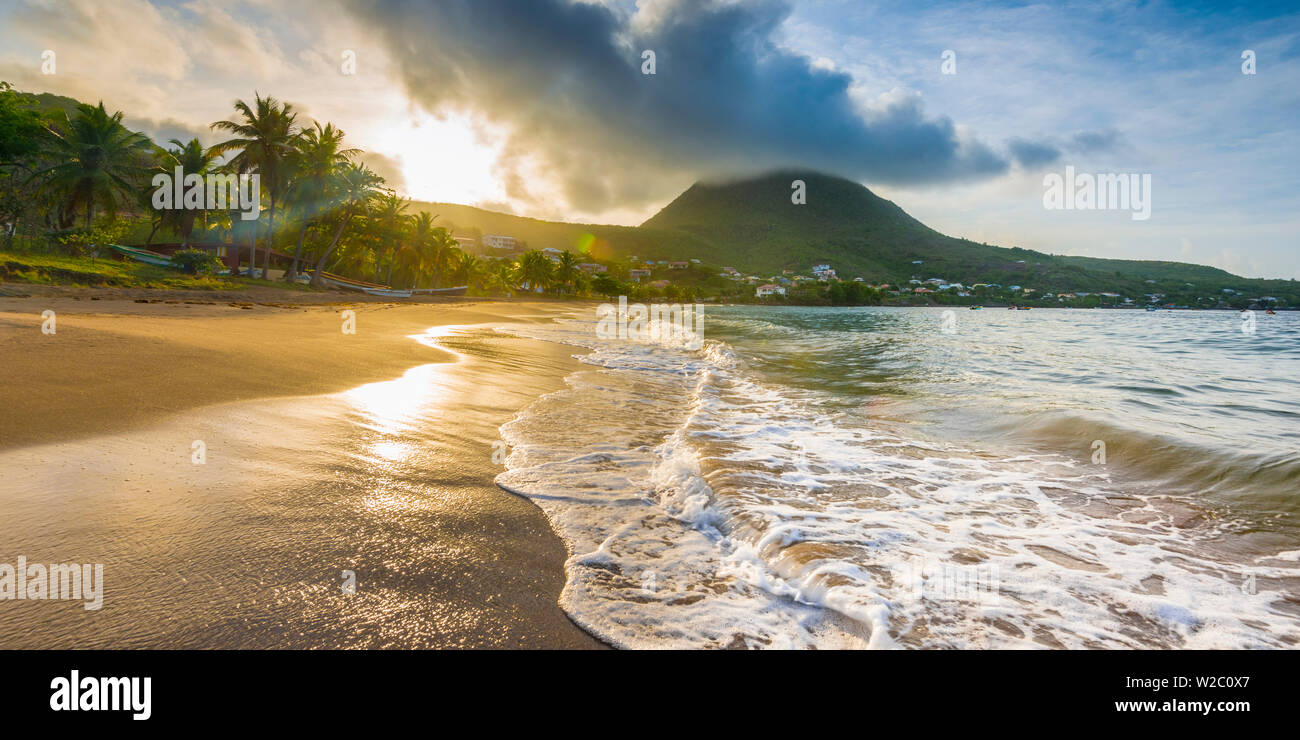Karibik, Martinique, Les Anse d'Arlet, Petite Anse, Sunsrise Stockfoto