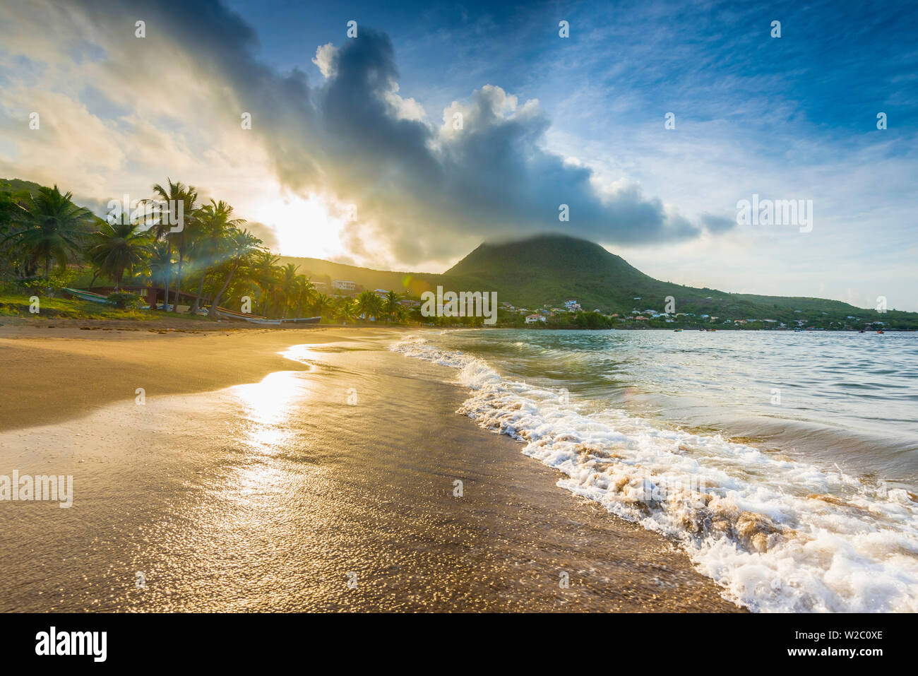 Karibik, Martinique, Les Anse d'Arlet, Petite Anse, Sunsrise Stockfoto